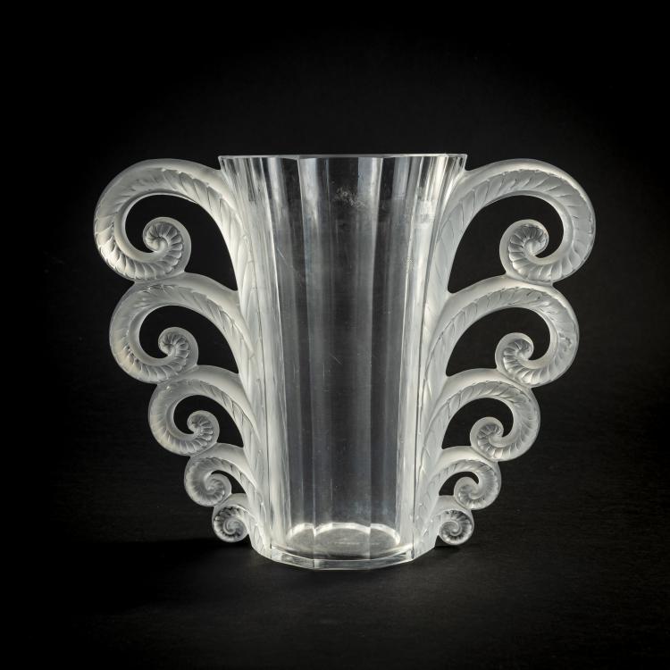Hauptbild zu Objekt, Vase 'Beauvais', 1931, Ren&eacute; Lalique, Lalique, Ren&eacute;, Wingen-sur-Moder, 171A 163