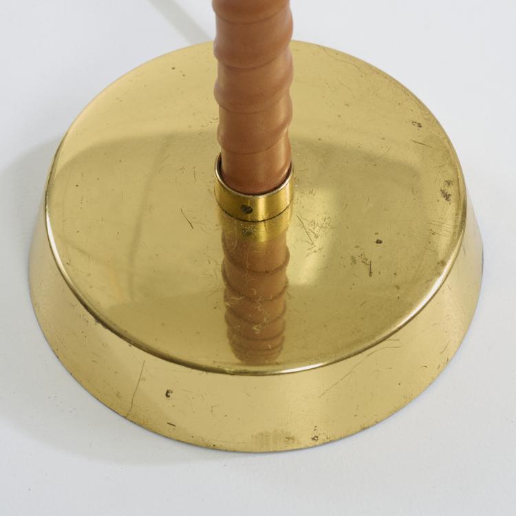 Bild 6 zu Objekt, Zwei Tischleuchten 'Senator', 1940er Jahre, Lisa Johansson-Pape, Stockmann Orno Oy, Kerava., 172B 271