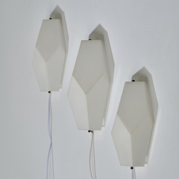 Hauptbild zu Objekt, Three anthroposophical wall lights, 1960s, Rudolf Steiner (surroundings), D&ouml;rfler, Rudolf, Dornach, 172A 31