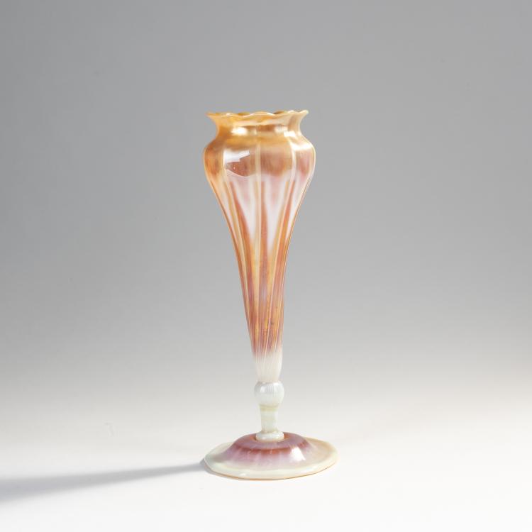 Bild 1 zu Objekt, Pokalvase, 1907, Louis C. Tiffany, Tiffany, L. C., New York, 171A 272