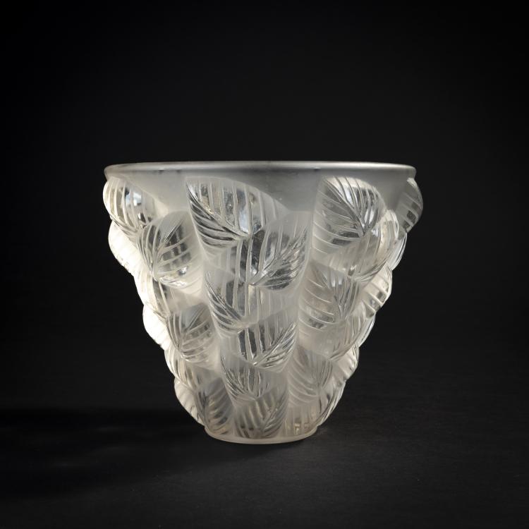 Hauptbild zu Objekt, Vase 'Moissac', 1927, Ren&eacute; Lalique, Lalique, Ren&eacute;, Wingen-sur-Moder, 171A 153