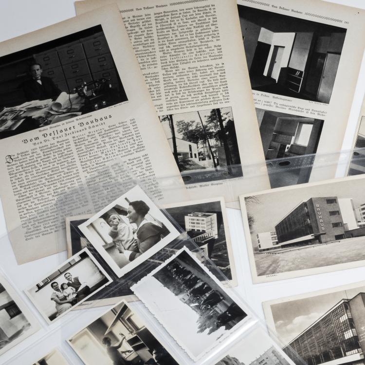Bild 2 zu Objekt, Konvolut von 14 Objekten Bauhaus, Zeitungsartikel zur Er&ouml;ffnung Dessau und Postkarten/Privatfotos, um 1926-34, Bauhaus Dessau, 173B 438