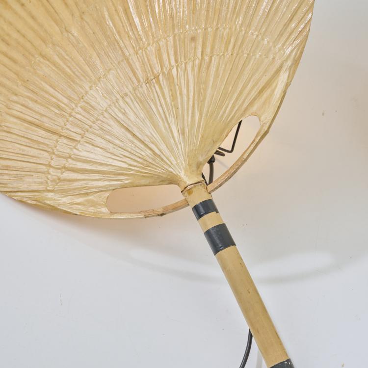 Bild 2 zu Objekt, Two wall lights 'Uchiwa III', 1973, Ingo Maurer, Design M, Maurer, Ingo, M&uuml;nchen, 172A 44