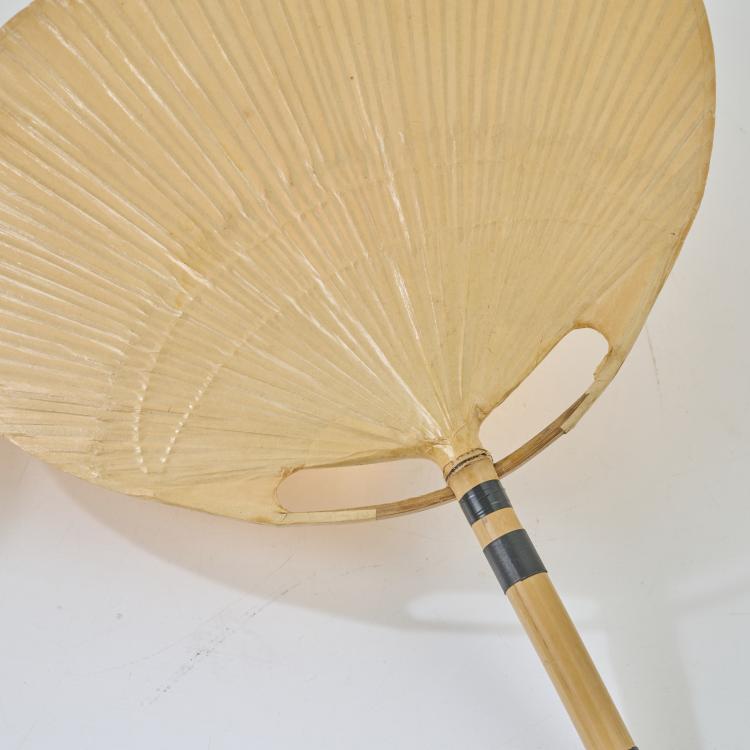 Bild 3 zu Objekt, Two wall lights 'Uchiwa III', 1973, Ingo Maurer, Design M, Maurer, Ingo, M&uuml;nchen, 172A 44