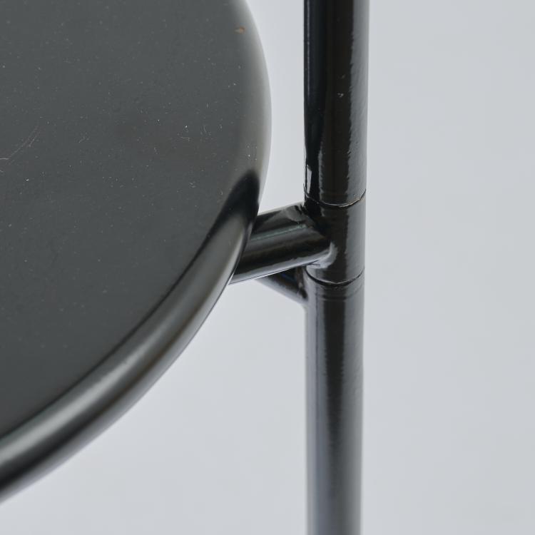 Bild 2 zu Objekt, Chair/side table 'Mickville', 1985, Philippe Starck, Driade Aleph, Mailand, 172A 62