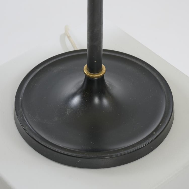 Bild 4 zu Objekt, Zwei Tischleuchten, 1940er Jahre, Le Klint, D&auml;nemark, 173B 444