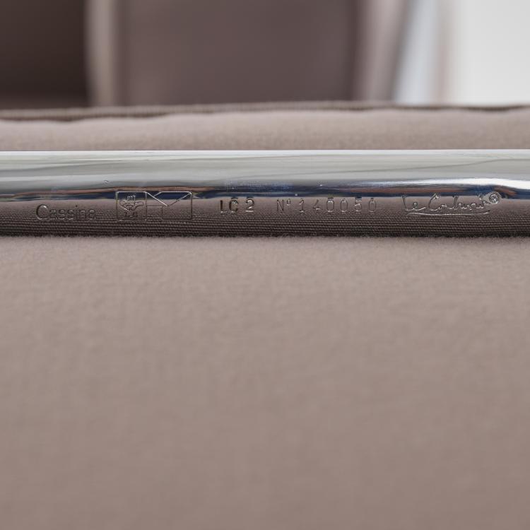 Bild 3 zu Objekt, Two armchairs 'LC 2', 1928, Pierre Jeanneret,Charlotte Perriand,Le Corbusier Charles-&Eacute;douard Jeanneret-Gris, Cassina, Mailand, 172A 52