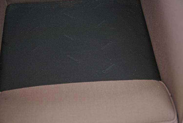 Bild 4 zu Objekt, Two armchairs 'LC 2', 1928, Pierre Jeanneret,Charlotte Perriand,Le Corbusier Charles-&Eacute;douard Jeanneret-Gris, Cassina, Mailand, 172A 52