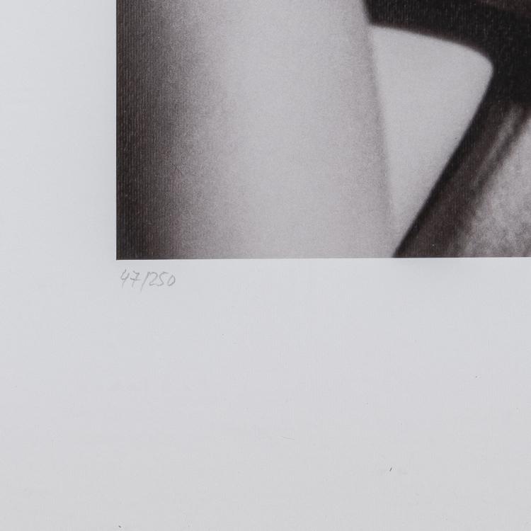 Bild 5 zu Objekt, 'Echo Johnson', 'Dijmon', 'Weiblicher Torso', 'Tony Ward', um 1990, Greg Gorman, 172C 446