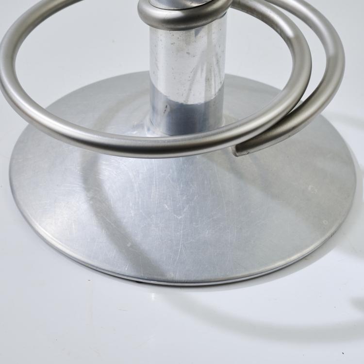 Bild 4 zu Objekt, Bar stool 'Screw', 2006, Ron Arad, Driade, Mailand, 172A 178