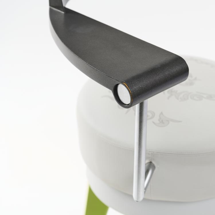 Bild 7 zu Objekt, 'Tecno' hairdresser's chair, c. 1989, Philippe Starck, Maletti, Mailand, 172A 67