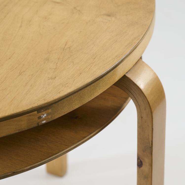 Bild 2 zu Objekt, Tisch '70', 1933, Alvar Aalto, Huonekalu-ja Rakennusty&ouml;tehdas Oy, Turku f&uuml;r Artek, Helsinki (zugeschrieben/attr.), 173B 441