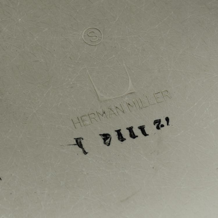 Bild 4 zu Objekt, Sechs St&uuml;hle 'Lax' auf 'H-base', 1950, Charles Eames, Miller, Herman, Zeeland, 172A 140