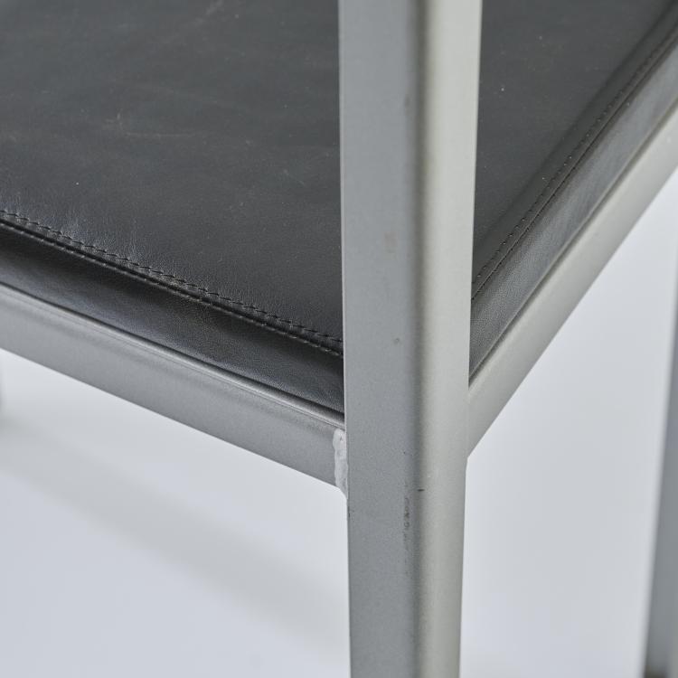 Bild 6 zu Objekt, Stuhl 'Hamlet Machine', Variante, um 1987, Robert Wilson, XO, Boissy Saint-Leg&eacute;r, 172A 214