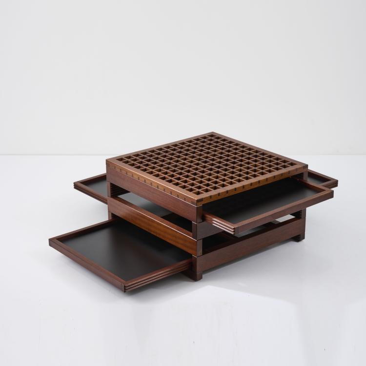 Bild 1 zu Objekt, Sofatisch 'Tetra', 1983, Bernard Vuarnesson, Bellato, Rosta, 172A 216