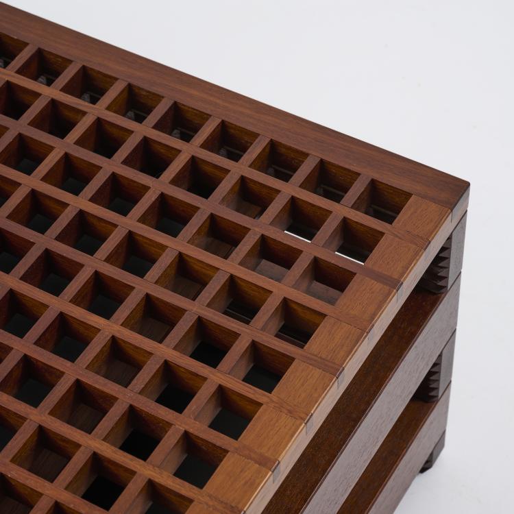 Bild 4 zu Objekt, Sofatisch 'Tetra', 1983, Bernard Vuarnesson, Bellato, Rosta, 172A 216