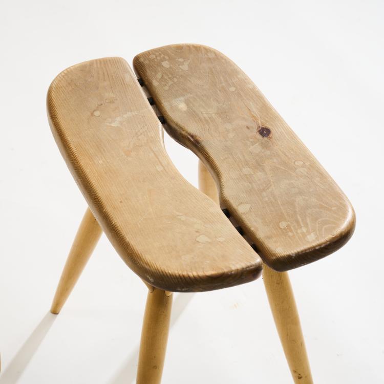 Bild 1 zu Objekt, Zwei Hocker 'Pirkka', 1955, Ilmari Tapiovaara, Laukaan Puu Ltd., Helsinki, 172B 341