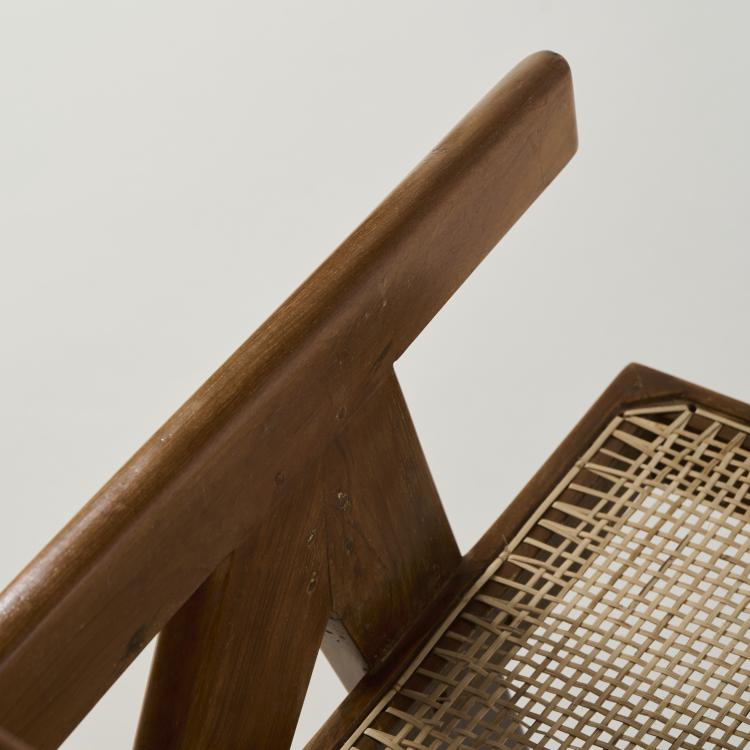 Bild 1 zu Objekt, Two armchairs 'Chandigarh' - 'PJ-SI-29-A', 1955/56, Pierre Jeanneret,Le Corbusier Charles-&Eacute;douard Jeanneret-Gris, Chandigarh, Indien, 172A 54