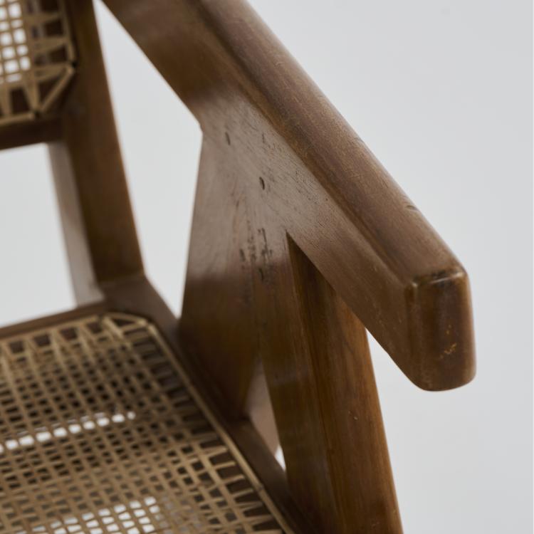 Bild 10 zu Objekt, Two armchairs 'Chandigarh' - 'PJ-SI-29-A', 1955/56, Pierre Jeanneret,Le Corbusier Charles-&Eacute;douard Jeanneret-Gris, Chandigarh, Indien, 172A 54