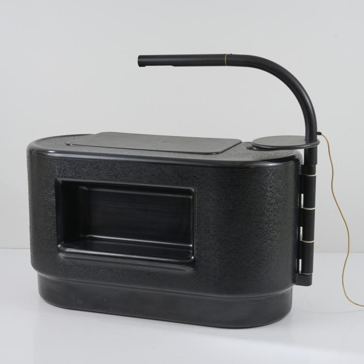 Bild 8 zu Objekt, 'Hadi' desk with chair and desk light, c. 1970, Ernest Igl, Bayer AG, Leverkusen; Hadi, Bad Salzuflen, 173B 337
