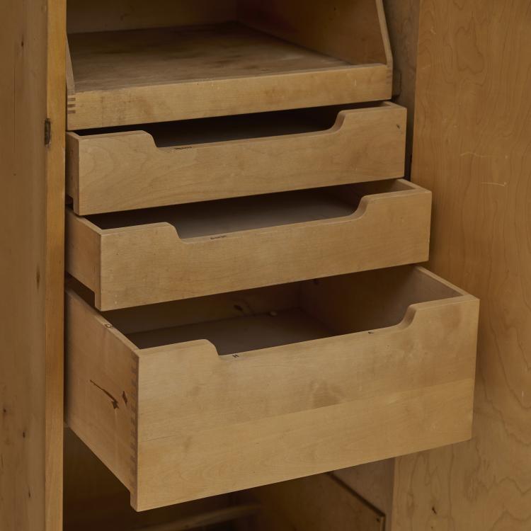 Bild 4 zu Objekt, Wardrobe 'A 820', 1930s, Alvar Aalto, Huonekalu-ja Rakennusty&ouml;tehdas Oy, Turku, 172B 234