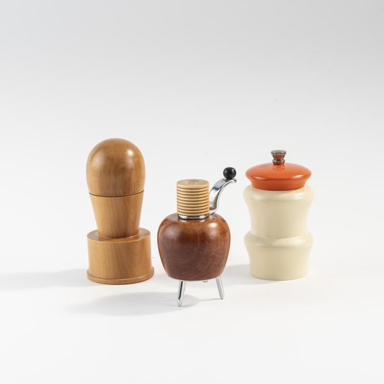 Hauptbild zu Objekt, Three pepper mills 'MP 0152', 1919; 'MP 310', 1989; 'MP 0510', 1989, Alessi Twergi, Crusinallo, 173A 229