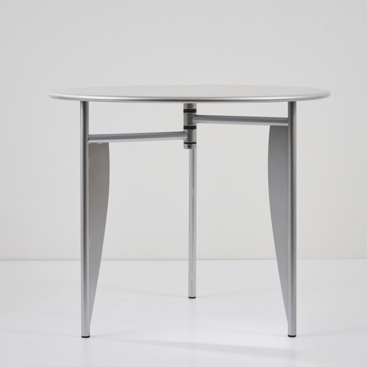 Bild 1 zu Objekt, Tisch 'Titos Apostos', 1985, Philippe Starck, Driade, Mailand, 172A 63