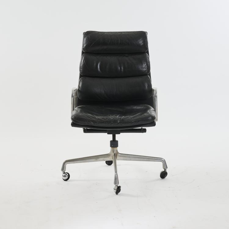 Bild 2 zu Objekt, Armlehnstuhl 'Soft Pad High Back', 1969, Charles Eames, ICF Cadsana, Mailand, 173B 376