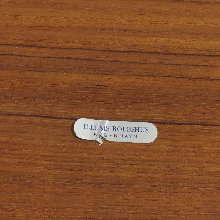 Bild 7 zu Objekt, Klapptisch mit abnehmbarem Tablett, um 1955, H. Engholm,Svend Age Willumsen, Hansen, Fritz, Allerod; Ilums Bolighus, Kopenhagen, 173B 463