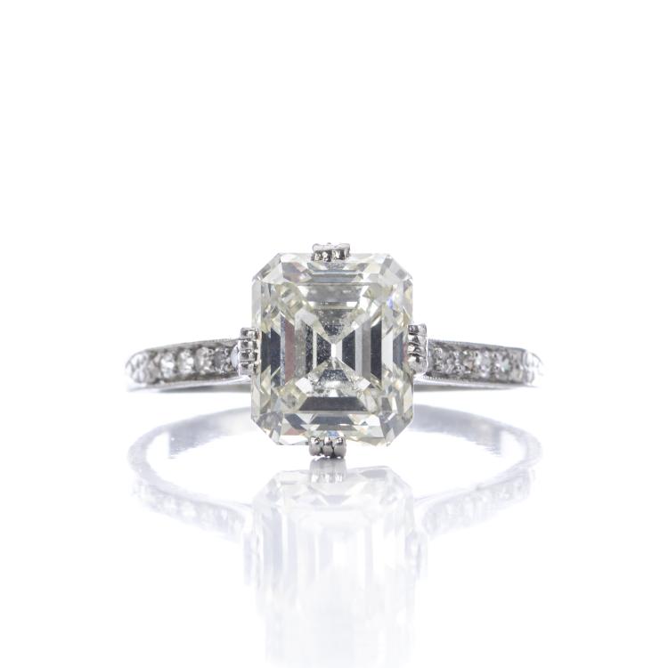 Hauptbild zu Objekt, Emerald Cut Solitaire Ring, 172E 630