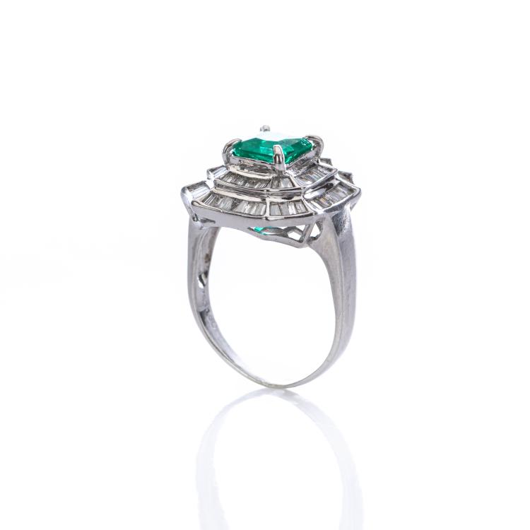 Bild 2 zu Objekt, Imposanter Smaragd Ring, 1950er Jahre, 172E 663