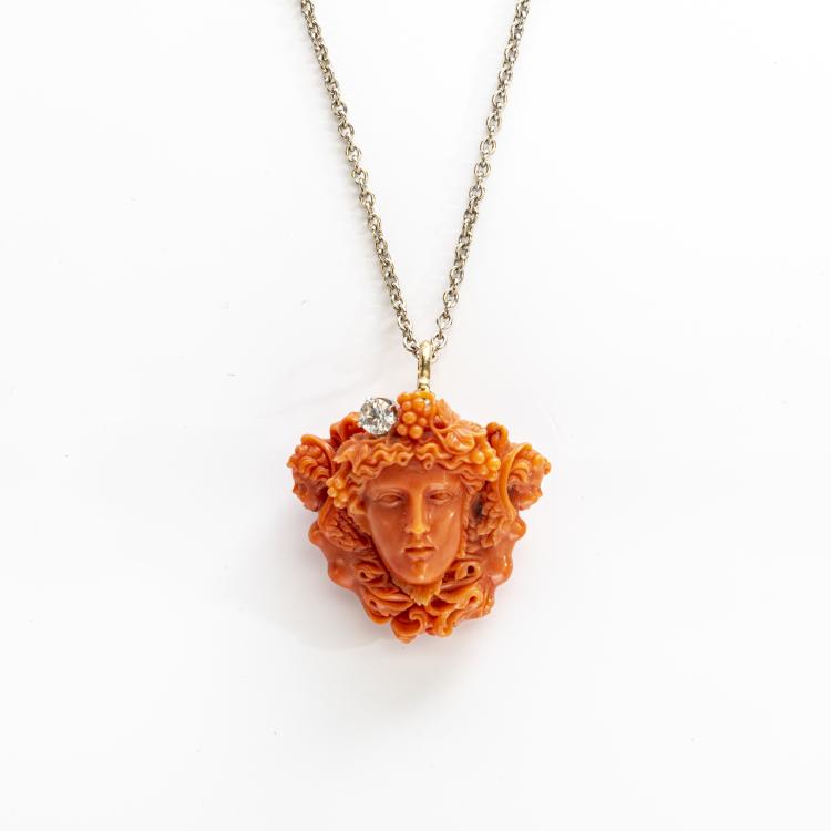 Hauptbild zu Objekt, Coral pendant/brooch 'Bacchus', c. 1850, Italien, 172E 610