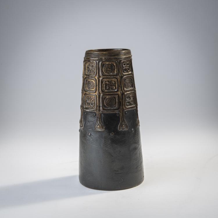 Hauptbild zu Objekt, Vase, um 1908, Gustav Gurschner, Krupp, Arthur, K.K. Kunst-Erzgie&szlig;erei Wien., 172A 7