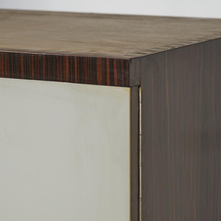 Bild 1 zu Objekt, 'Bauhausschrank', um 1930, Alfred Ehrhardt (Umkreis), Bauhaus, Dessau, 176B 69