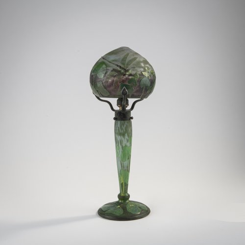 'Libellule et renoncules jaunes' table light, c. 1904