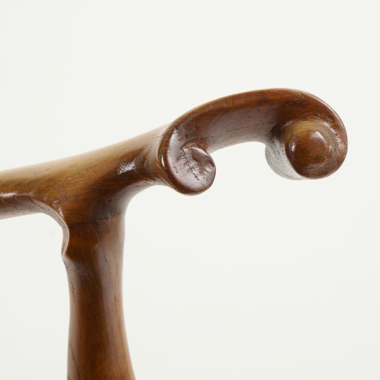 Bild 2 zu Objekt, Armchair 'Casa Calvet', 1902, Antoni Gaud&iacute; (after), Bd, Barcelona; Gauhaus (zugeschrieben / attributed), 173B 354