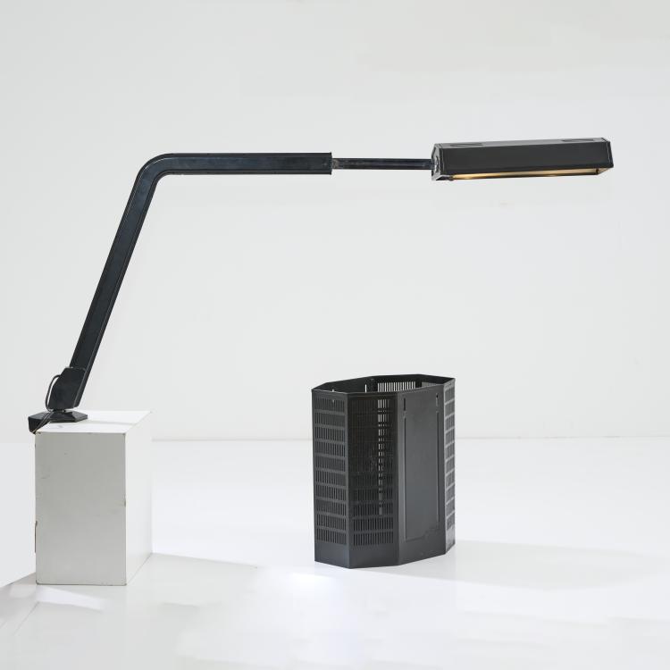 Bild 9 zu Objekt, Schreibtisch 'Arco' mit Klemmleuchte und Papierkorb, 1963, Studio B.B.P.R.,Gian Luigi Banfi,Ludovico Barbiano di Belgiojoso,Enrico Peressutti,Ernesto Nathan Rogers, Olivetti, Ivrea, 173A 131