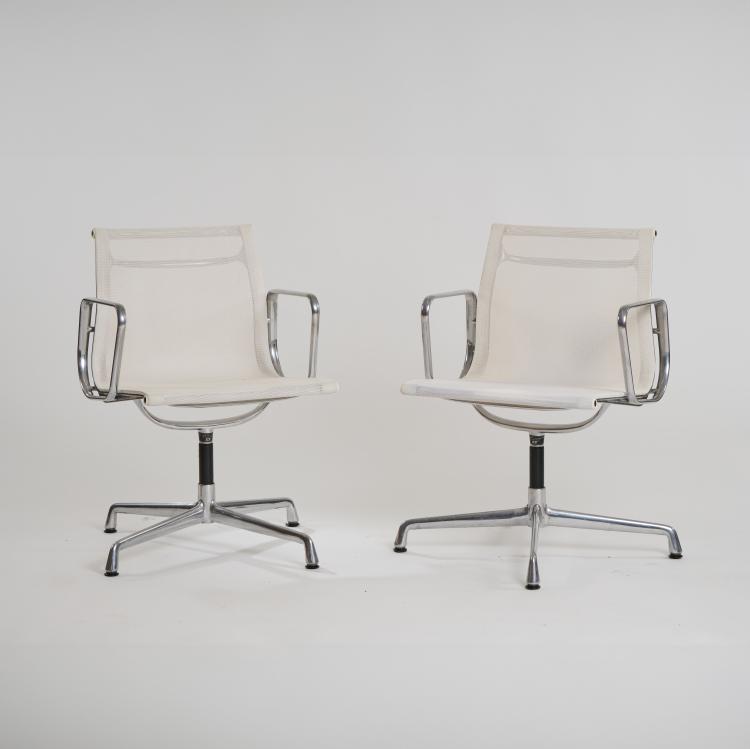 Bild 1 zu Objekt, Zwei St&uuml;hle 'Aluminum chair', 1958, ICF Cadsana, Mailand / Milan, 174B 628