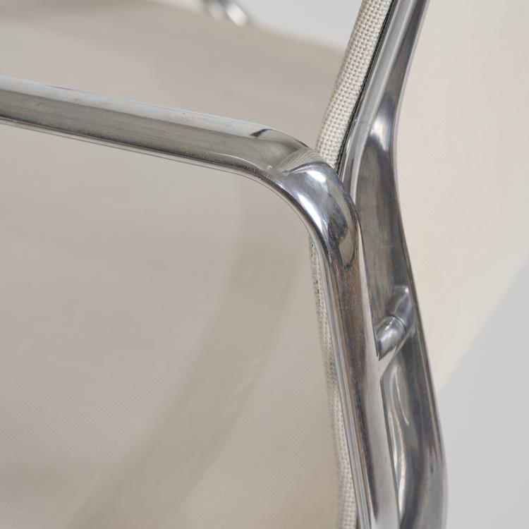 Bild 4 zu Objekt, Zwei St&uuml;hle 'Aluminum chair', 1958, ICF Cadsana, Mailand / Milan, 174B 628