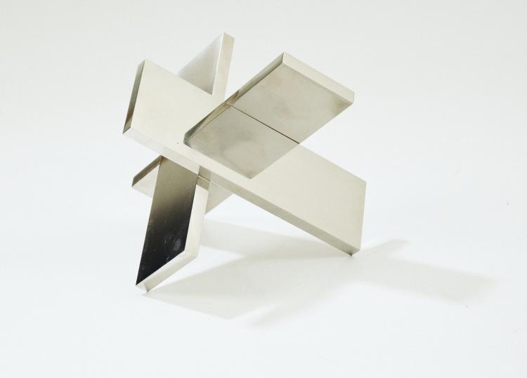 Bild 3 zu Objekt, Skulptur 'Konstruktion aus drei gleichen Platten', 1979, Max Bill, 173D 856