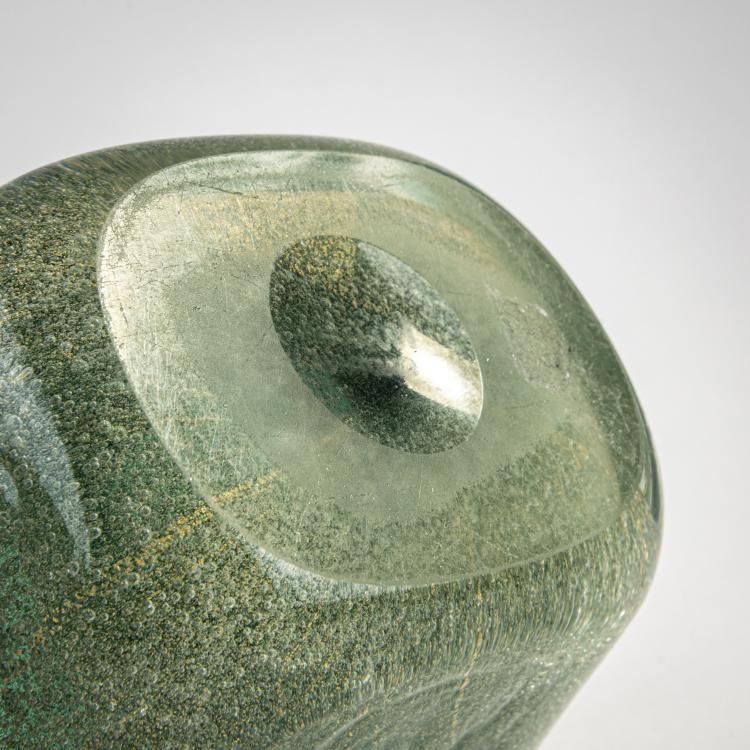Bild 2 zu Objekt, Vase 'Sommerso a bollicine', um 1934-36, Carlo Scarpa, Venini & C., Murano, 173C 597
