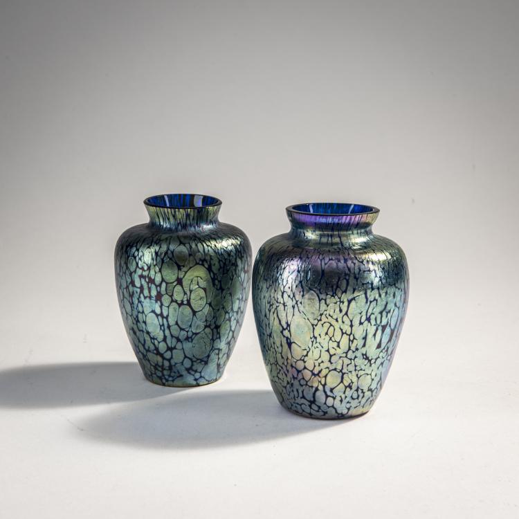 Bild 1 zu Objekt, Two 'Papillon' vases, c. 1899, L&ouml;tz Wwe., Klosterm&uuml;hle, 174A 207