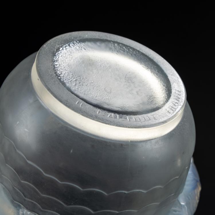 Bild 4 zu Objekt, Vase 'Piriac', 1930, Ren&eacute; Lalique, Lalique, Ren&eacute;, Wingen-sur-Moder, 174A 161