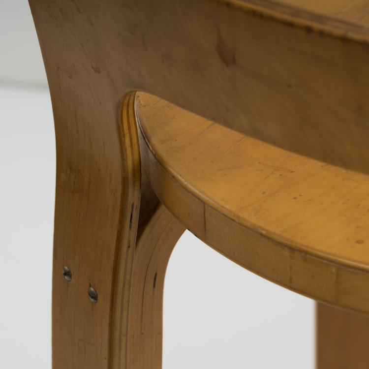 Bild 3 zu Objekt, Zwei Barhocker '65', 1934, Alvar Aalto, Artek, Helsinki, 173B 442