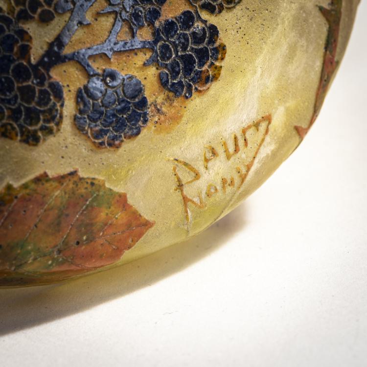 Bild 2 zu Objekt, Dose 'M&ucirc;res en automne', um 1910, Daum Fr&egrave;res, Nancy, 174A 80