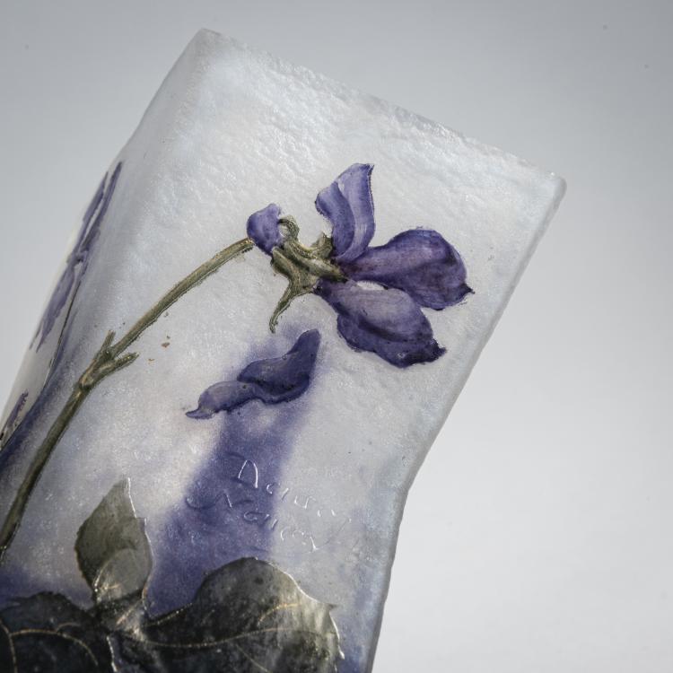 Bild 1 zu Objekt, Kleine Vase 'Violettes', um 1905, Daum Fr&egrave;res, Nancy, 174A 54