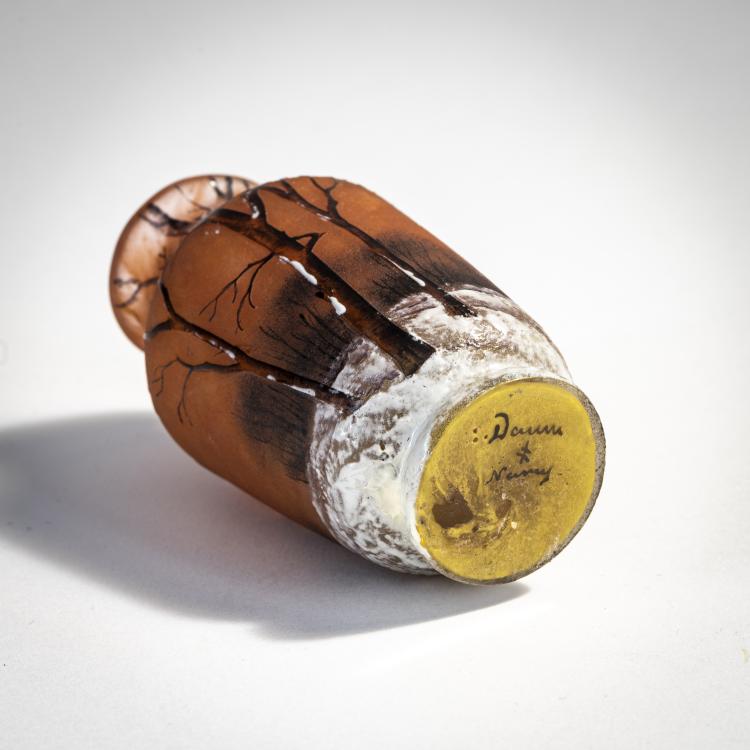 Bild 1 zu Objekt, Kleine Vase 'Cr&eacute;puscule neige' oder 'Paysage hiver', um 1902, Daum Fr&egrave;res, Nancy, 174A 31