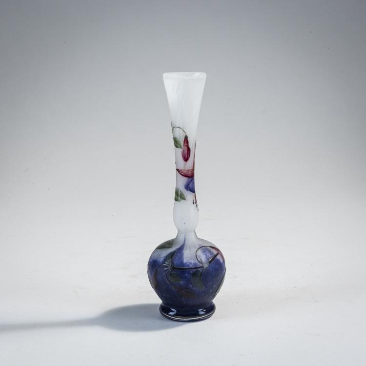 Bild 1 zu Objekt, Kleine Vase 'Fuchsias', 1905-10, Daum Fr&egrave;res, Nancy, 174A 46