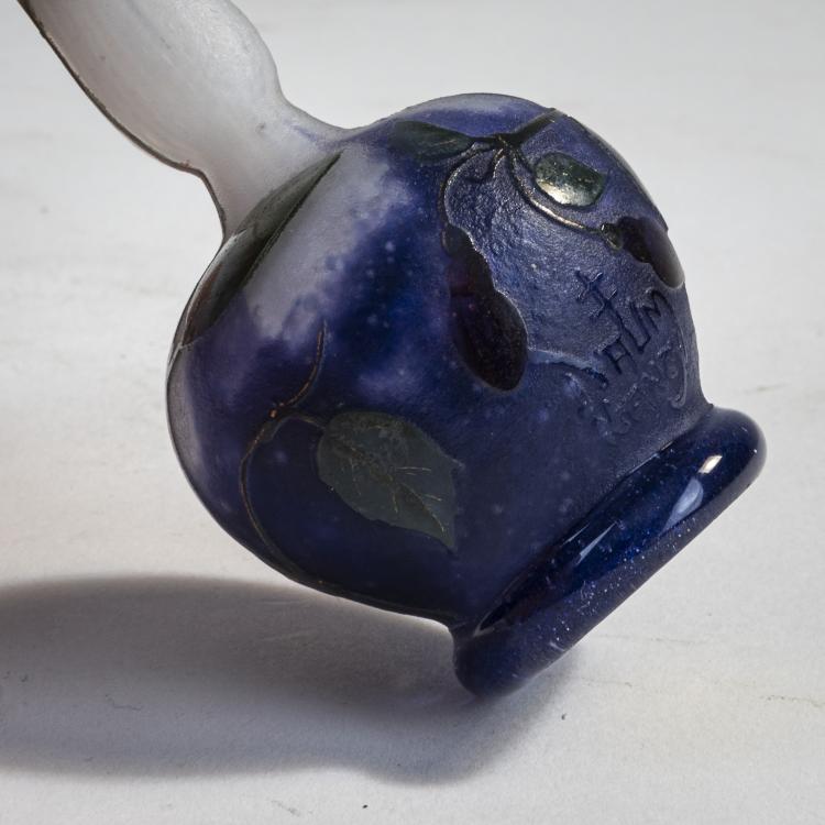 Bild 2 zu Objekt, Kleine Vase 'Fuchsias', 1905-10, Daum Fr&egrave;res, Nancy, 174A 46