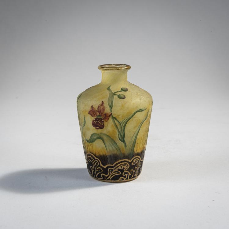 Hauptbild zu Objekt, Kleine Vase 'Orchis et Abeilles', 1906, Henri Berg&eacute;, Daum Fr&egrave;res, Nancy, 174A 60